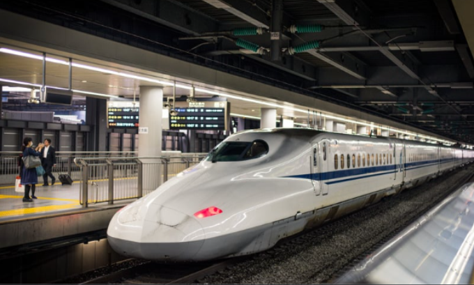 The Hokuriku Shinkansen: Opening New Horizons